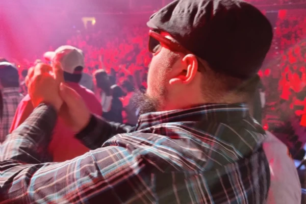 picture of eric at youth concert