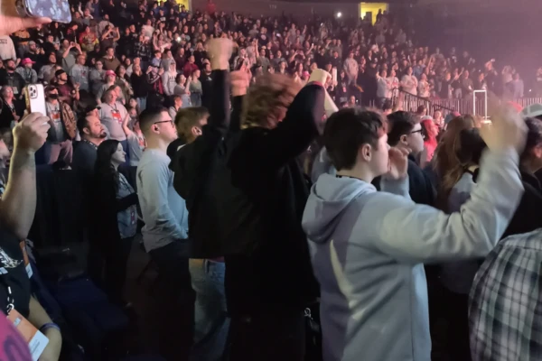 picture of crowd at youth concert